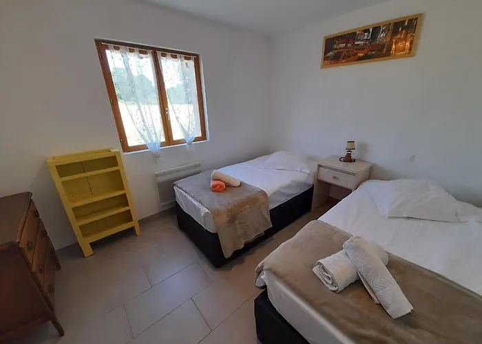 Apartmán Longere Restauree Avec Piscine Chauffee, Terrasse Et Barbecue A - Fr-1-541-89 Archigny